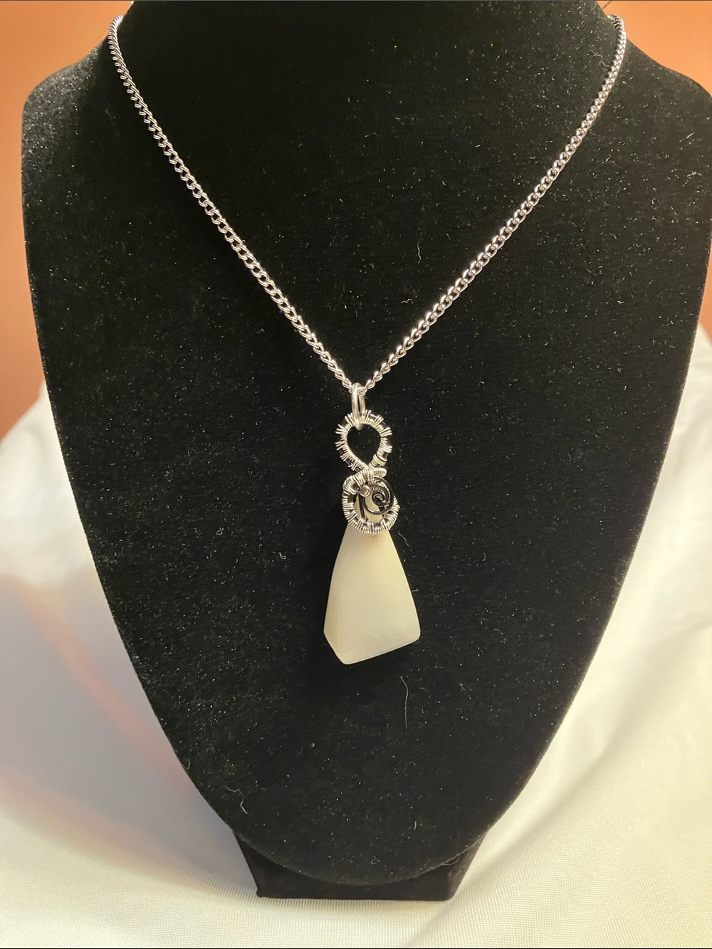 Hand Crafted Silver Chain with gray Teardrop Pendant